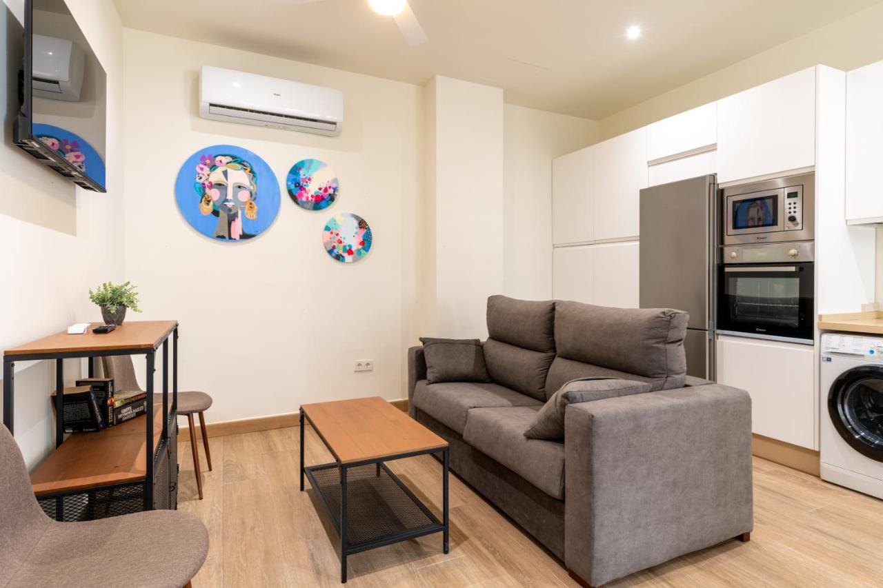 סביליה Apartamentos Cervantes 17 מראה חיצוני תמונה