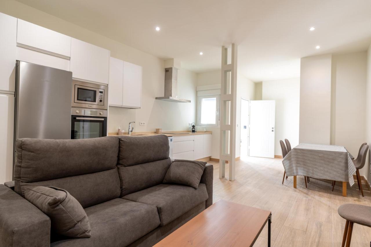סביליה Apartamentos Cervantes 17 מראה חיצוני תמונה