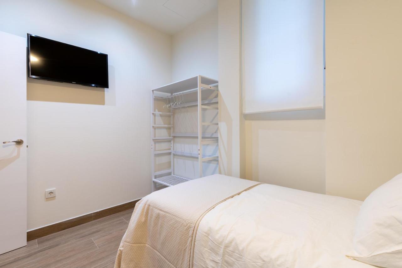 סביליה Apartamentos Cervantes 17 מראה חיצוני תמונה