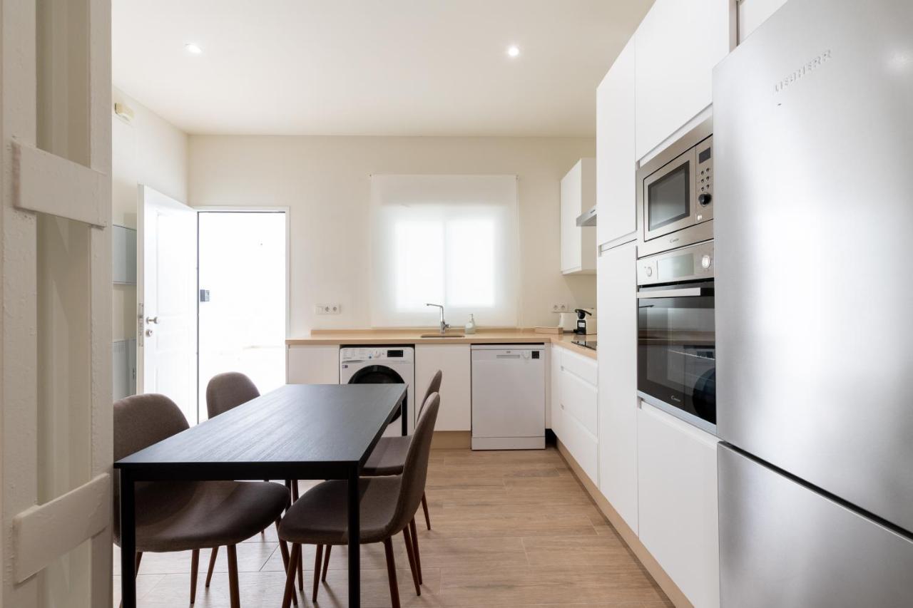 סביליה Apartamentos Cervantes 17 מראה חיצוני תמונה