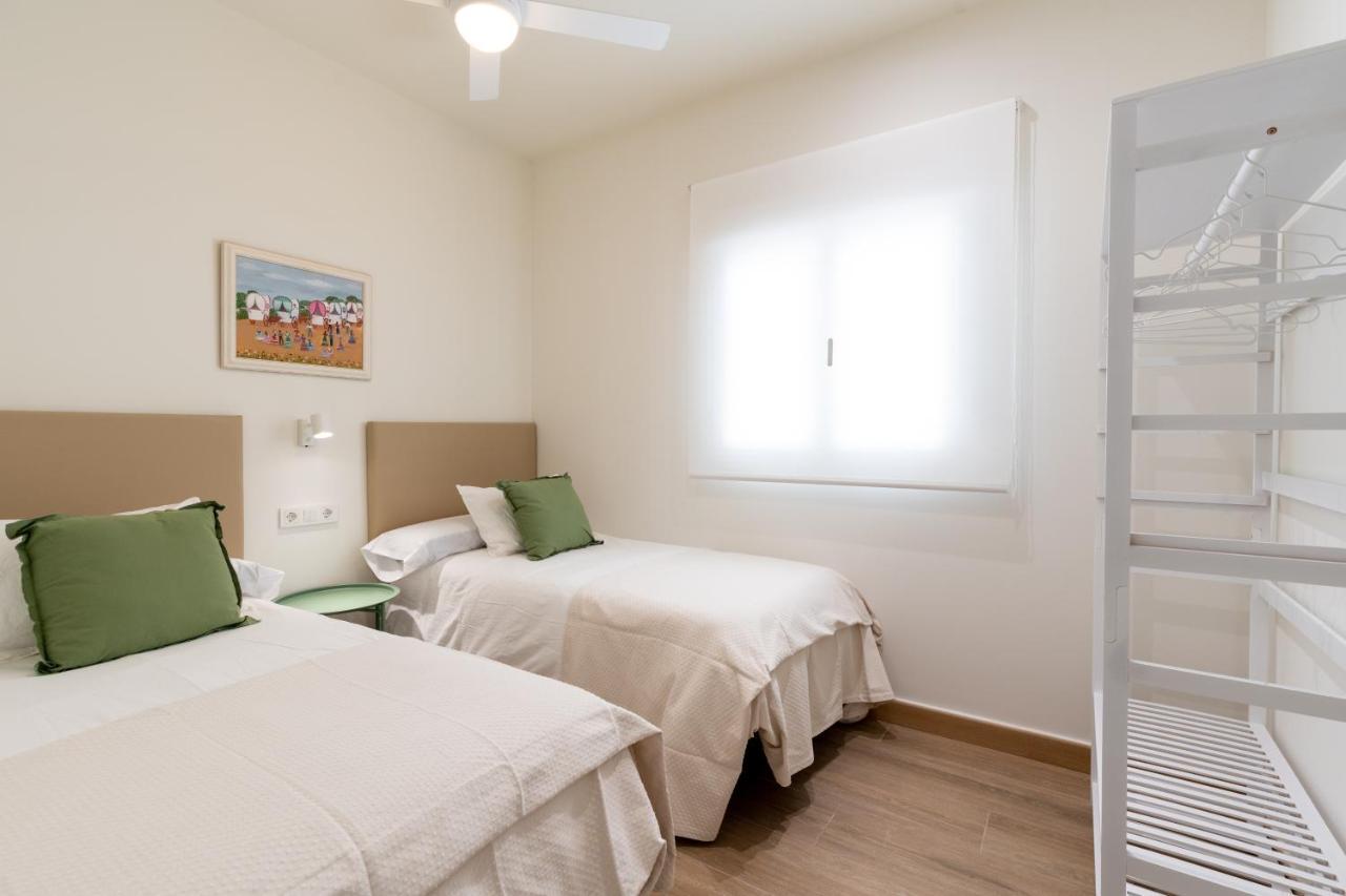סביליה Apartamentos Cervantes 17 מראה חיצוני תמונה