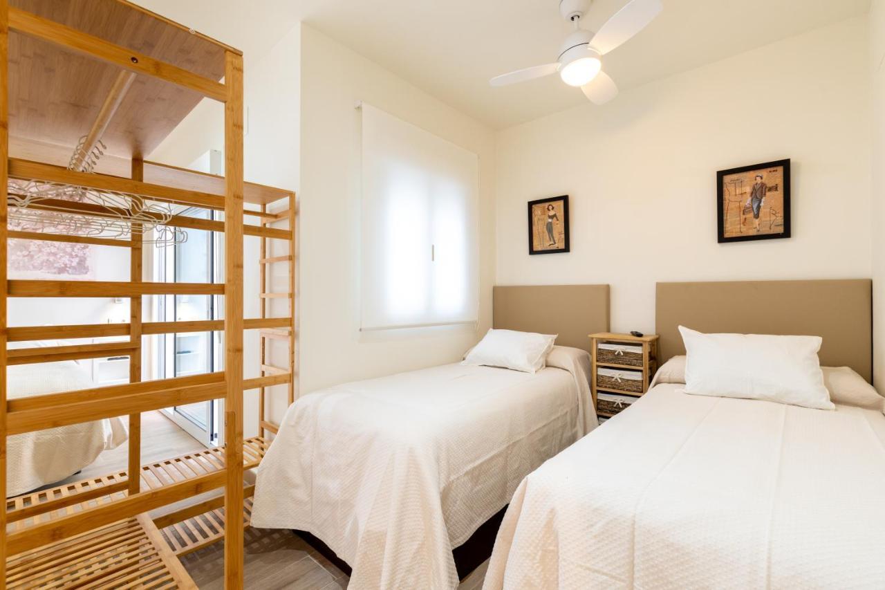 סביליה Apartamentos Cervantes 17 מראה חיצוני תמונה